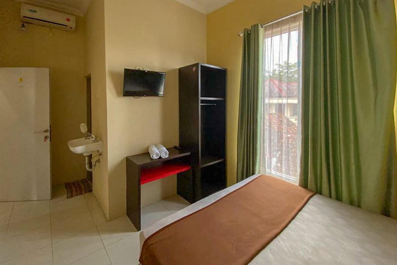 Rama Shinta Homestay Near Gembira Loka Zoo Redpartner Jogyakarta Zewnętrze zdjęcie